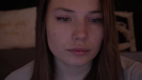 Danielle online show from November 2025 01:22:01 PM