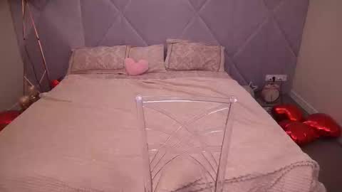 Snapshot of icedanielles chatting on March 2026 01:50:01 PM Danielle online show from March 2026 01:50:01 PM