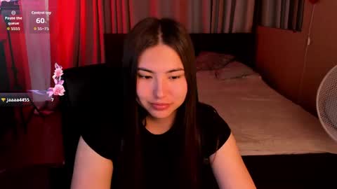 Snapshot of iceicebabe_ chatting on June 2026 01:08:01 AM Aiza online show from June 2026 01:08:01 AM