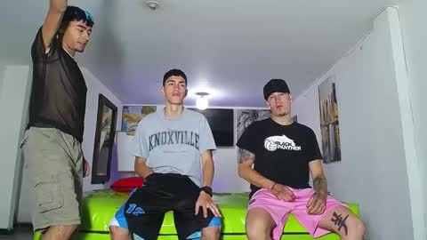 THOMAS AND DAMIAND online show from September 2025 01:05:02 PM