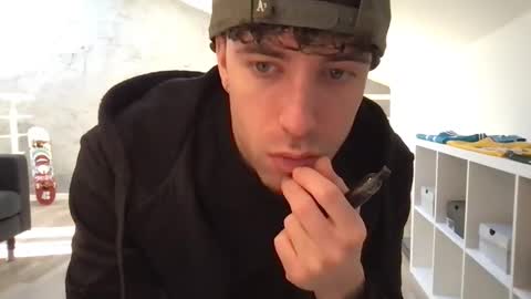 icyninesix online show from December 2024 02:59:02 PM