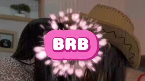 Snapshot of icysweetcam chatting on April 2026 11:37:01 AM Icy online show from April 2026 11:37:01 AM