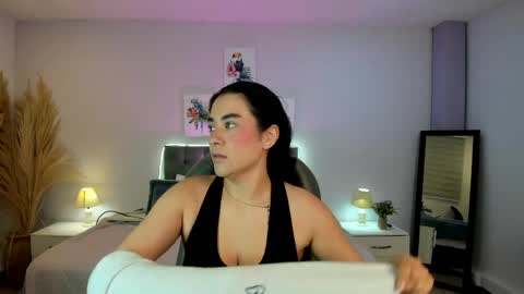Snapshot of icysweetcam chatting on April 2026 10:47:02 AM Icy online show from April 2026 10:47:02 AM