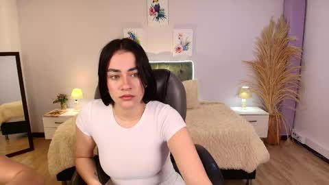 Snapshot of icysweetcam chatting on April 2026 11:05:02 AM Icy online show from April 2026 11:05:02 AM