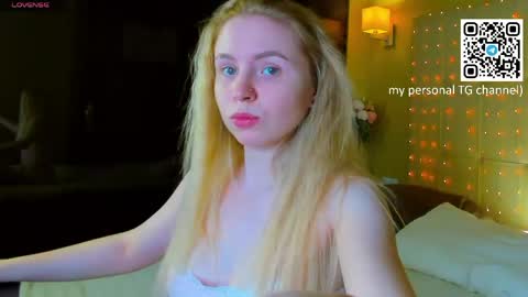 Snapshot of ida_lewiss chatting on April 2026 12:56:01 AM Ida online show from April 2026 12:56:01 AM