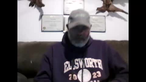 idkwhyidothis348732 online show from January 2025 01:05:01 PM