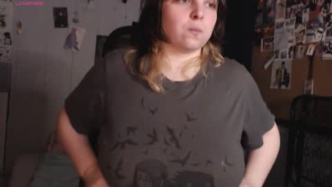 Snapshot of idontknowwhyjojo chatting on June 2026 07:24:02 AM Saya online show from June 2026 07:24:02 AM
