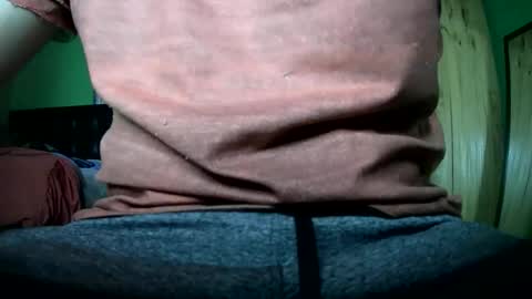 Nicolas online show from November 2025 01:15:01 AM