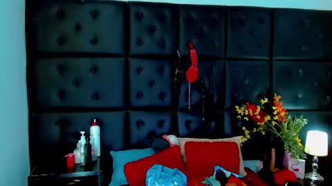 Snapshot of iisalombardi chatting on May 2026 02:51:02 AM iisalombardi online show from May 2026 02:51:02 AM