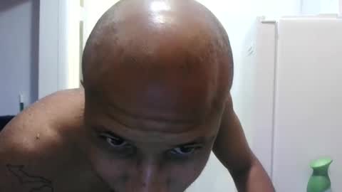 Snapshot of ikebbcdaddy chatting on December 2024 01:14:01 AM IkebbcDaddy online show from December 2024 01:14:01 AM