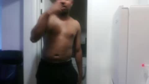 Snapshot of ikebbcdaddy chatting on December 2024 07:54:01 PM IkebbcDaddy online show from December 2024 07:54:01 PM