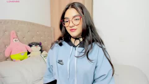 Snapshot of iki_mei chatting on February 2025 01:41:01 PM Maria online show from February 2025 01:41:01 PM