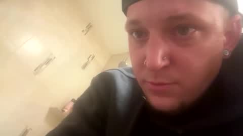 iknowuslut online show from April 2026 11:43:01 AM