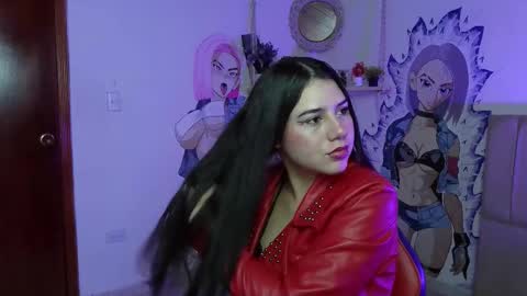 ilayra_smith online show from November 2025 08:52:02 PM