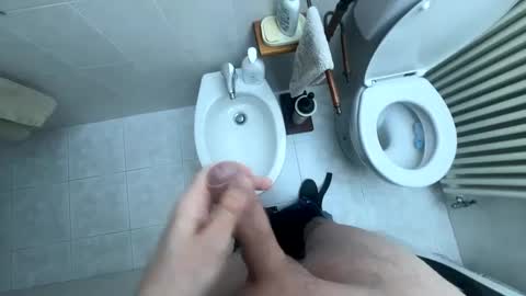 Snapshot of ilconte81 chatting on January 2025 02:52:01 PM ilconte81 online show from January 2025 02:52:01 PM