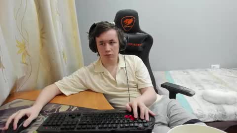 iliaskris online show from February 2026 12:33:02 AM