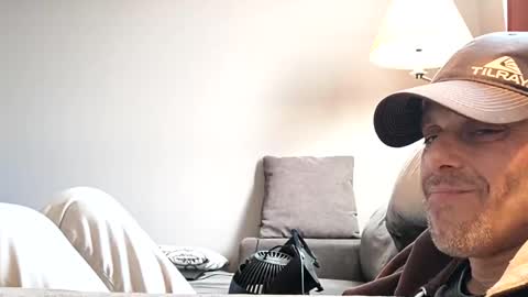 Snapshot of ilovesquirterz1 chatting on January 2025 02:46:01 PM Ilovesquirterz1 online show from January 2025 02:46:01 PM