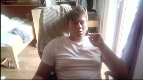 iloveyoutoo2000 online show from October 2025 01:00:01 PM