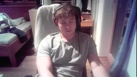 iloveyoutoo2000 online show from October 2025 05:23:02 PM