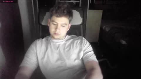 iloveyoutoo2000 online show from November 2025 07:07:02 PM