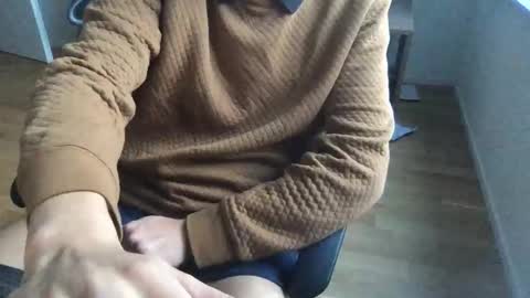Snapshot of ilpino25 chatting on May 2026 06:02:02 PM ilpino25 online show from May 2026 06:02:02 PM