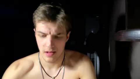 ilyahrr online show from March 2026 10:03:01 PM