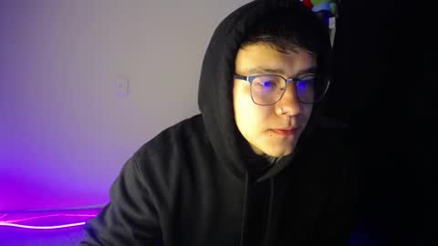 im__noah online show from March 2025 10:33:02 AM