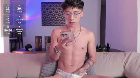 Snapshot of im__thomas chatting on December 2025 02:07:02 AM IM THOMAS online show from December 2025 02:07:02 AM