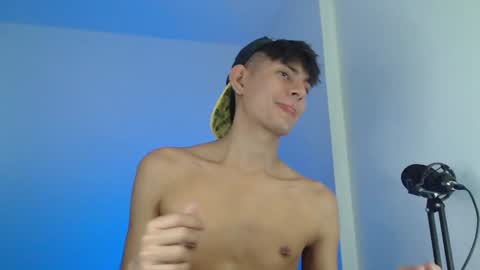 Snapshot of im_davo23 chatting on January 2025 04:01:01 AM Davo online show from January 2025 04:01:01 AM