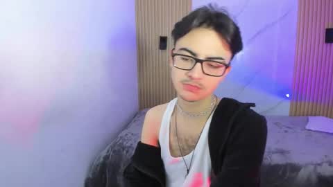 dayros online show from December 2025 03:56:02 AM