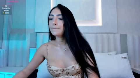 Snapshot of im_isabella1 chatting on May 2026 09:22:02 PM im_isabella1 online show from May 2026 09:22:02 PM