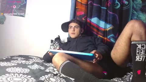 im_juanda online show from February 2026 01:22:01 AM