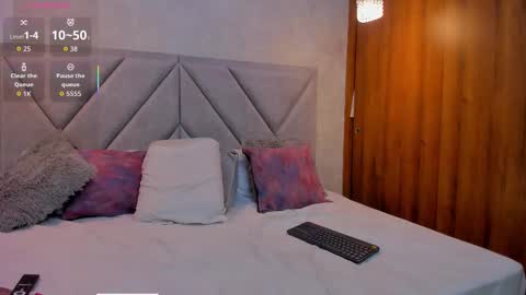 Snapshot of im_manu chatting on January 2026 02:19:02 PM Manu online show from January 2026 02:19:02 PM