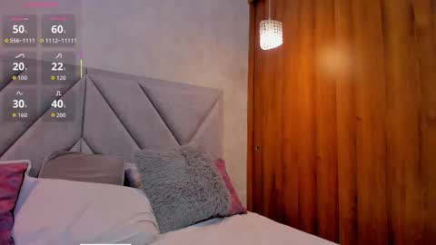 Snapshot of im_manu chatting on January 2026 12:43:02 PM Manu online show from January 2026 12:43:02 PM