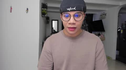 Snapshot of im_marco chatting on November 2025 10:22:02 PM Marco online show from November 2025 10:22:02 PM