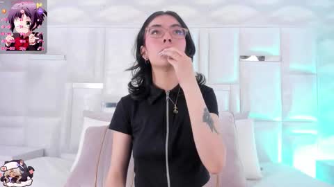 Moly  online show from November 2025 09:47:01 PM