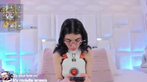 Moly  online show from March 2026 08:04:02 PM