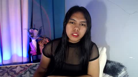 Snapshot of im_ur_girl_demure chatting on July 2026 07:49:02 PM kyline online show from July 2026 07:49:02 PM