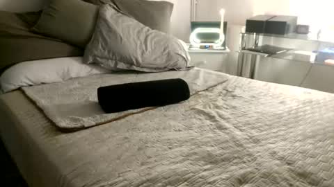 Im yourxtoy online show from February 2026 05:31:01 PM