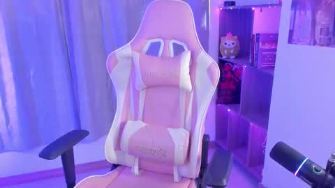 Danibabe online show from December 2025 09:34:02 PM