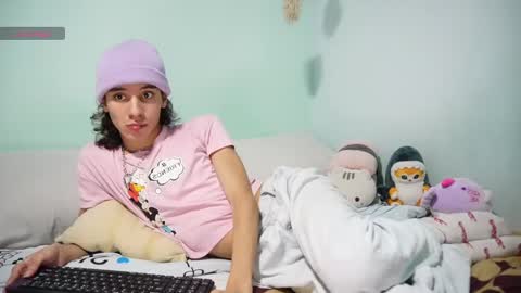 Colton Alvin Independent model online show from January 2025 02:51:01 AM