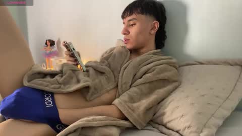 Colton Alvin Independent model online show from November 2025 03:07:01 AM