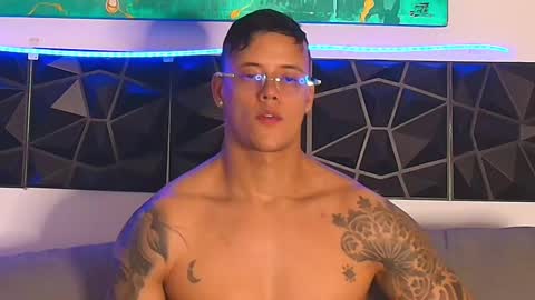 imconor online show from February 2025 09:46:01 PM