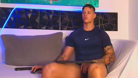 imconor online show from March 2025 10:24:02 PM