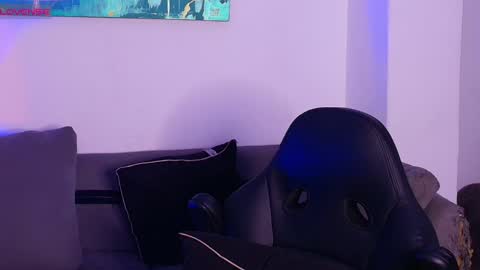 imconor online show from April 2026 10:14:02 PM