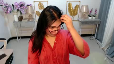 Ashley online show from December 2024 05:15:02 AM