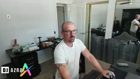 Snapshot of imdjazra chatting on March 2025 09:11:02 PM DJ Azra online show from March 2025 09:11:02 PM