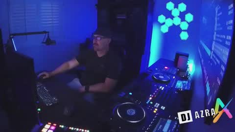 Snapshot of imdjazra chatting on October 2025 02:01:02 AM DJ Azra online show from October 2025 02:01:02 AM