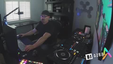 Snapshot of imdjazra chatting on October 2025 12:27:01 AM DJ Azra online show from October 2025 12:27:01 AM