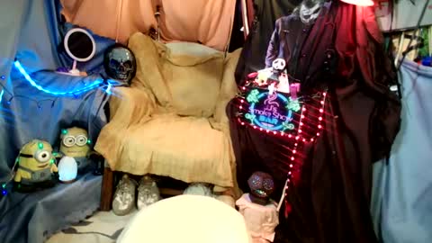 JJ online show from November 2025 07:19:01 AM